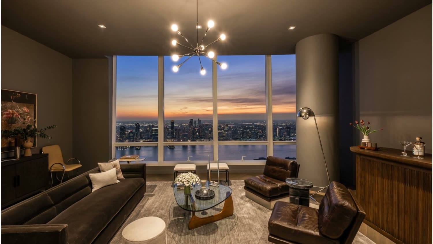 Living room with skyline